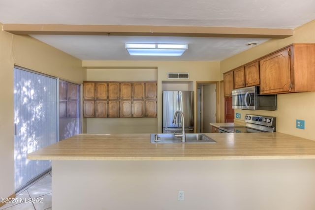 1508 N Sarnoff Drive, Tucson, AZ 85715