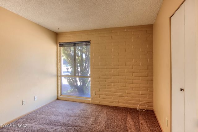 1508 N Sarnoff Drive, Tucson, AZ 85715