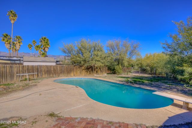 1508 N Sarnoff Drive, Tucson, AZ 85715