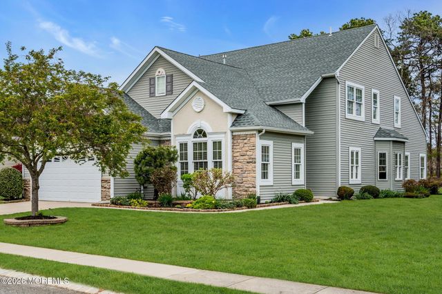 8 Ocean Grove Lane, Waretown, NJ 08758