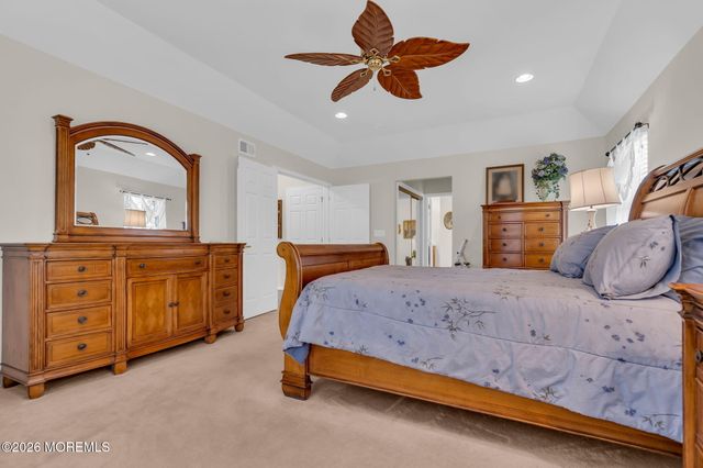 8 Ocean Grove Lane, Waretown, NJ 08758