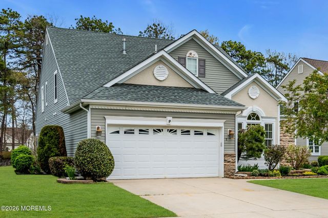 8 Ocean Grove Lane, Waretown, NJ 08758