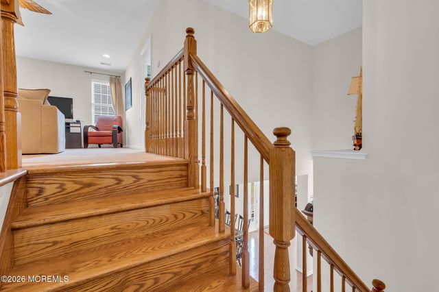 8 Ocean Grove Lane, Waretown, NJ 08758