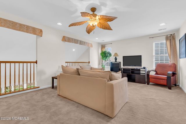 8 Ocean Grove Lane, Waretown, NJ 08758