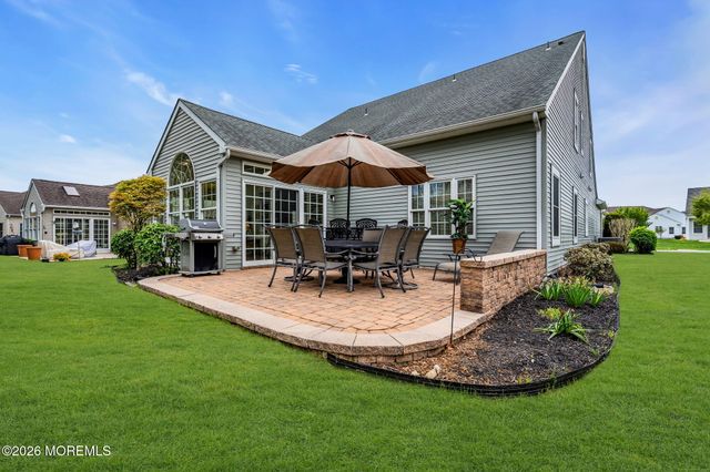 8 Ocean Grove Lane, Waretown, NJ 08758