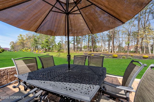 8 Ocean Grove Lane, Waretown, NJ 08758