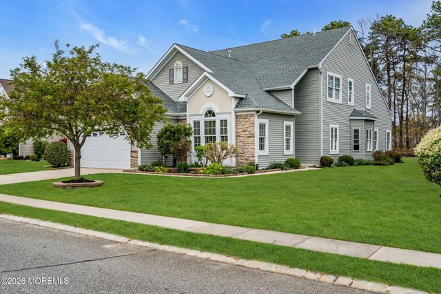 8 Ocean Grove Lane, Waretown, NJ 08758