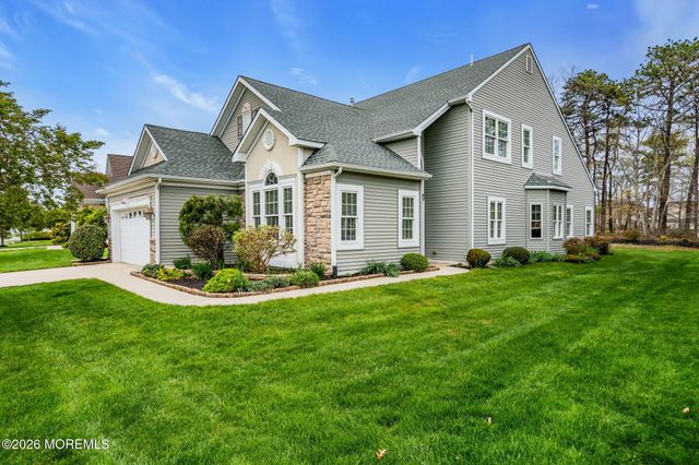 8 Ocean Grove Lane, Waretown, NJ 08758