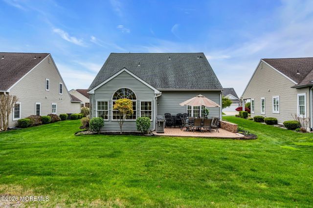 8 Ocean Grove Lane, Waretown, NJ 08758