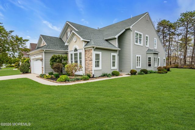 8 Ocean Grove Lane, Waretown, NJ 08758