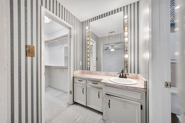 1219 Dirkson Street, Weatherford, TX 76087