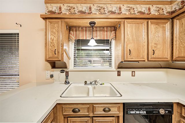 1219 Dirkson Street, Weatherford, TX 76087