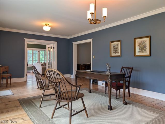 4450 Greenwich Road, Norton, OH 44203