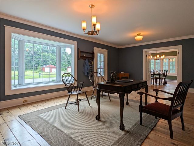 4450 Greenwich Road, Norton, OH 44203