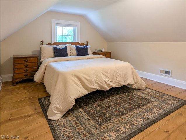 4450 Greenwich Road, Norton, OH 44203