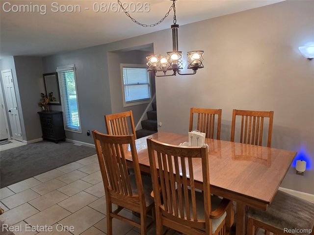 3239 Fox Boulevard, Commerce Charter Township, MI 48382