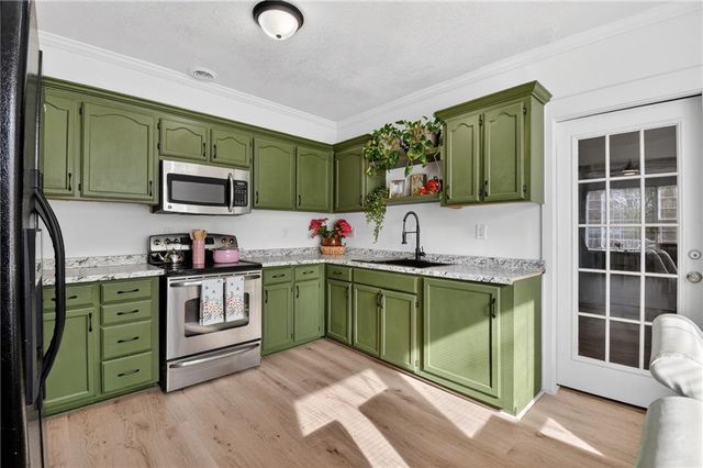 838 Sandusky Avenue, Kansas City, KS 66101