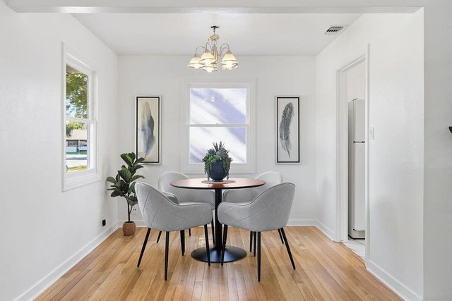 1135 Darnel Way, Sacramento, CA 95822