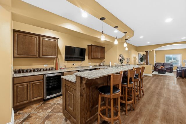 1139 Magnolia Road, Mundelein, IL 60060