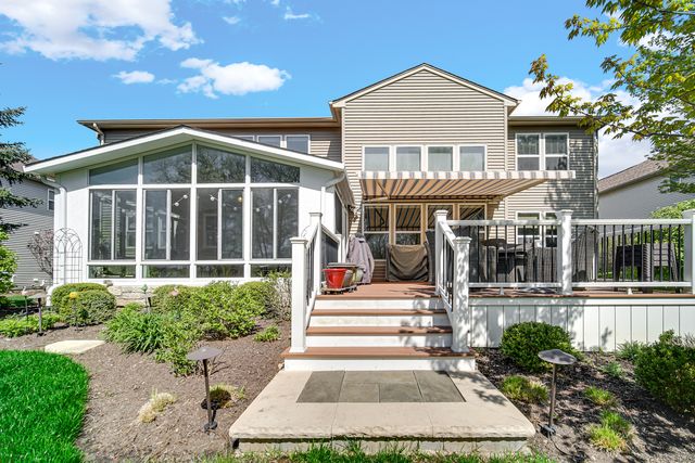 1139 Magnolia Road, Mundelein, IL 60060