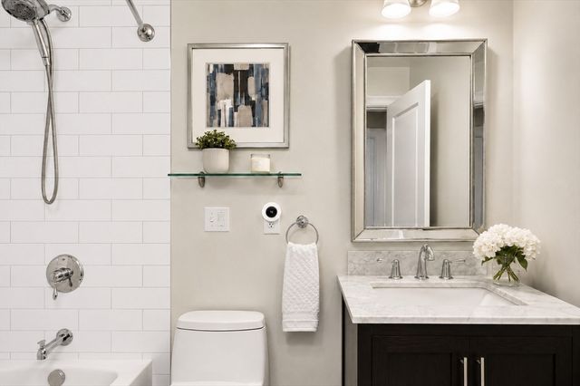 256 Watertown Street 256, Newton, MA 02458