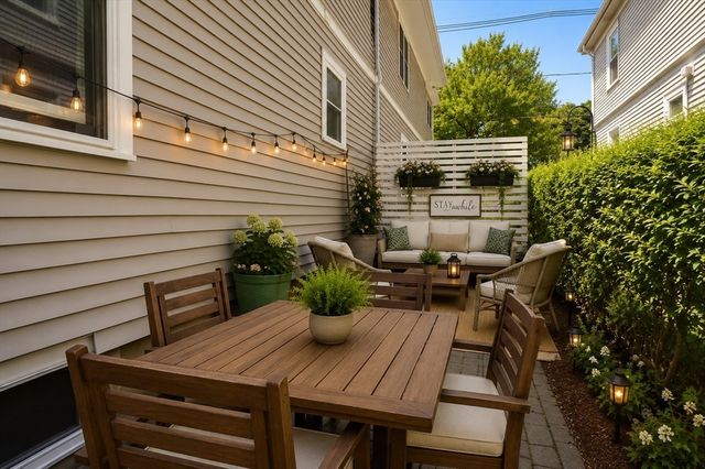 256 Watertown Street 256, Newton, MA 02458
