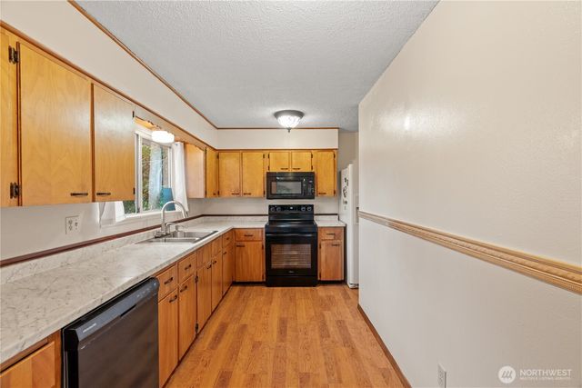 467 E Mommsen Street, Mccleary, WA 98557