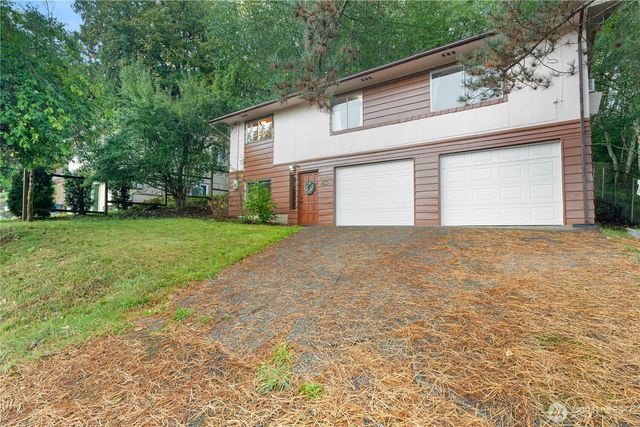 467 E Mommsen Street, Mccleary, WA 98557