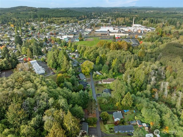 467 E Mommsen Street, Mccleary, WA 98557