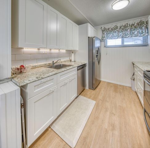 2566 Garden Drive S 307, Lake Worth Beach, FL 33461