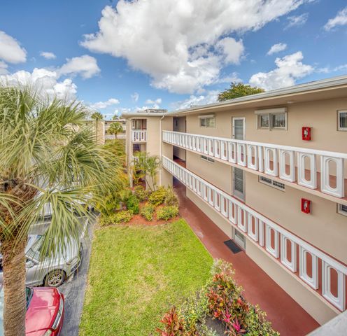 2566 Garden Drive S 307, Lake Worth Beach, FL 33461