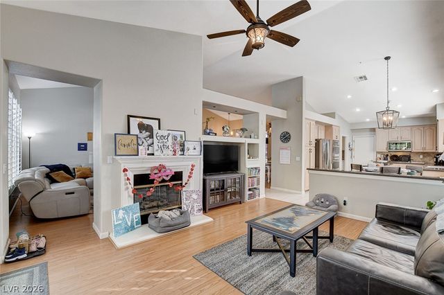 8412 Willow Point Court, Las Vegas, NV 89128