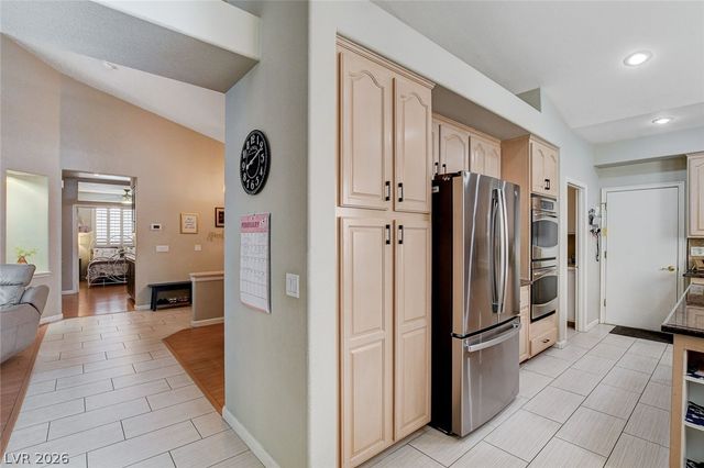 8412 Willow Point Court, Las Vegas, NV 89128