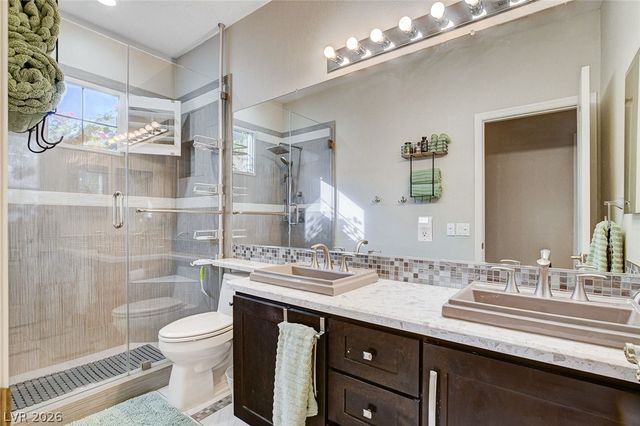 8412 Willow Point Court, Las Vegas, NV 89128