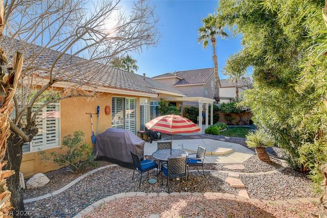 8412 Willow Point Court, Las Vegas, NV 89128