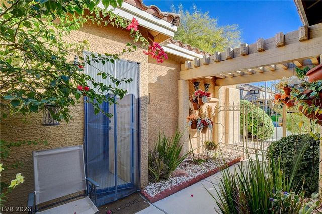 8412 Willow Point Court, Las Vegas, NV 89128