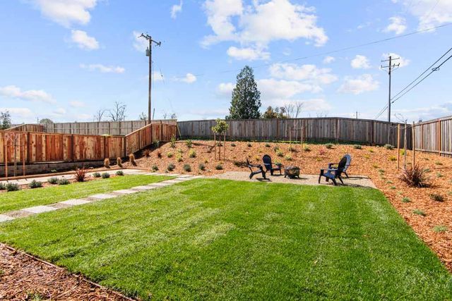 2395 Briar Meadow Cir, Auburn, CA 95603