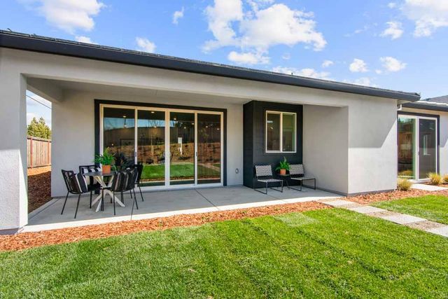 2395 Briar Meadow Cir, Auburn, CA 95603