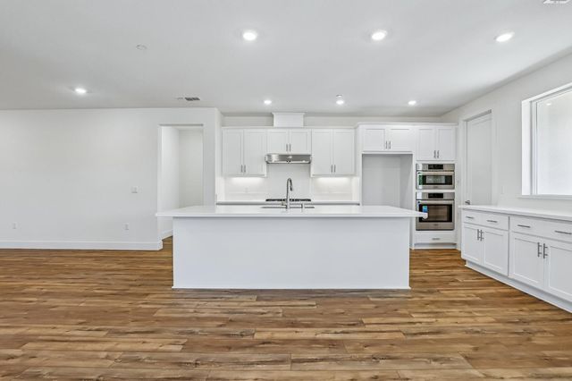 2395 Briar Meadow Cir, Auburn, CA 95603