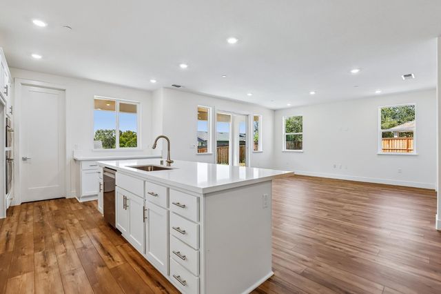 2395 Briar Meadow Cir, Auburn, CA 95603
