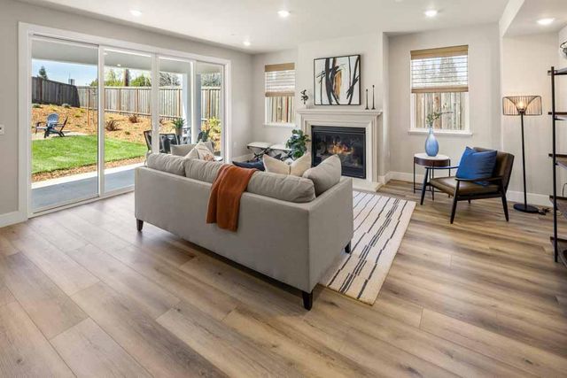 2395 Briar Meadow Cir, Auburn, CA 95603