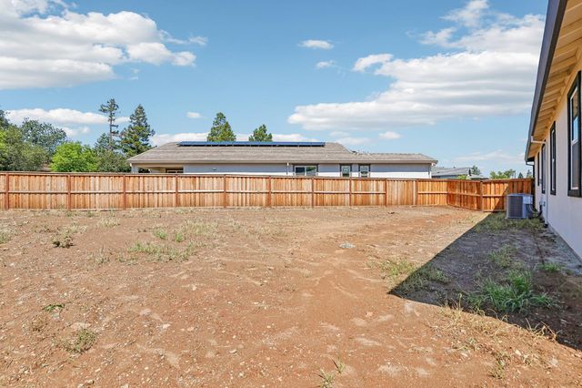 2395 Briar Meadow Cir, Auburn, CA 95603