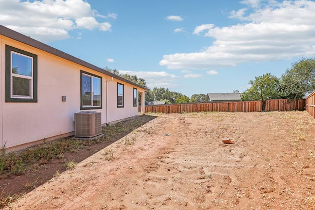 2395 Briar Meadow Cir, Auburn, CA 95603