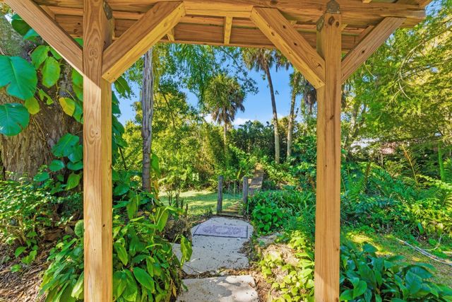 15323 E State Road 78, Okeechobee, FL 34974