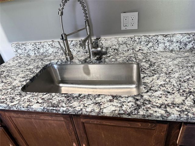 9009 TUDOR DRIVE G110, Tampa, FL 33615