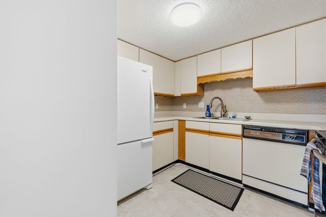 1520 N Waccamaw Dr Unit 401, Murrells Inlet, SC 29576