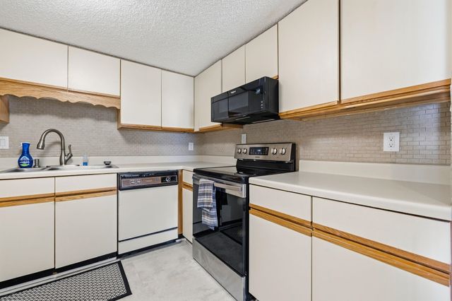 1520 N Waccamaw Dr Unit 401, Murrells Inlet, SC 29576