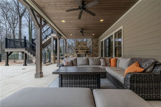 301 Stonebridge Drive, Clemson, SC 29631