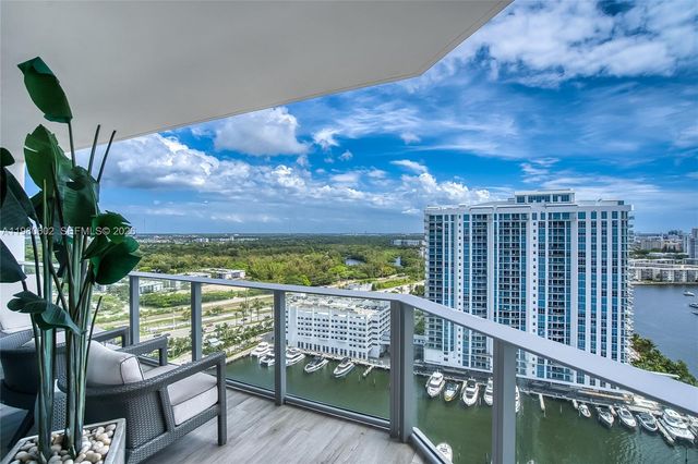 17111 Biscayne Boulevard 2305, North Miami Beach, FL 33160