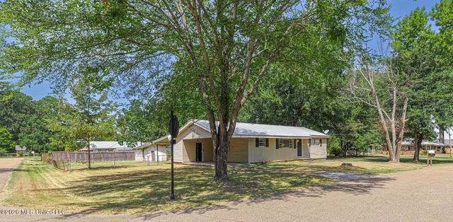 201 Donna Circle, Richland, MS 39218
